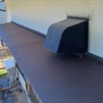 福岡市南区で庇を板金カバー工法でガルバリウム鋼板を貼って、施工した後の画像